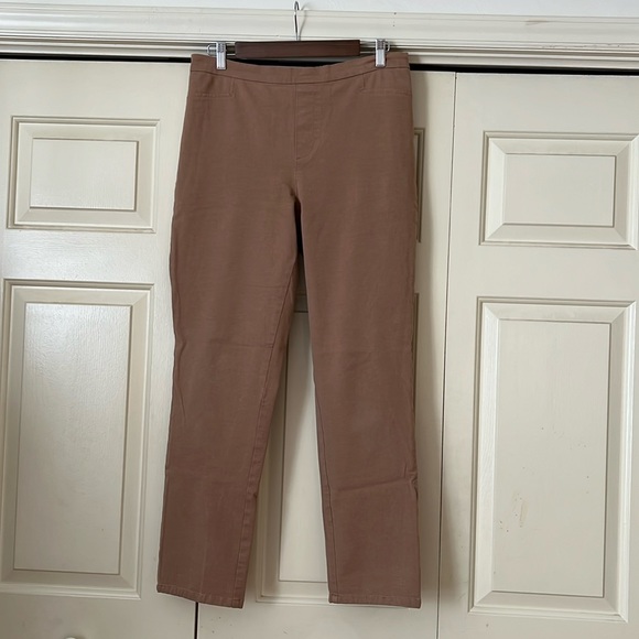 Isaac Mizrahi pull on khaki pants - Picture 1 of 3